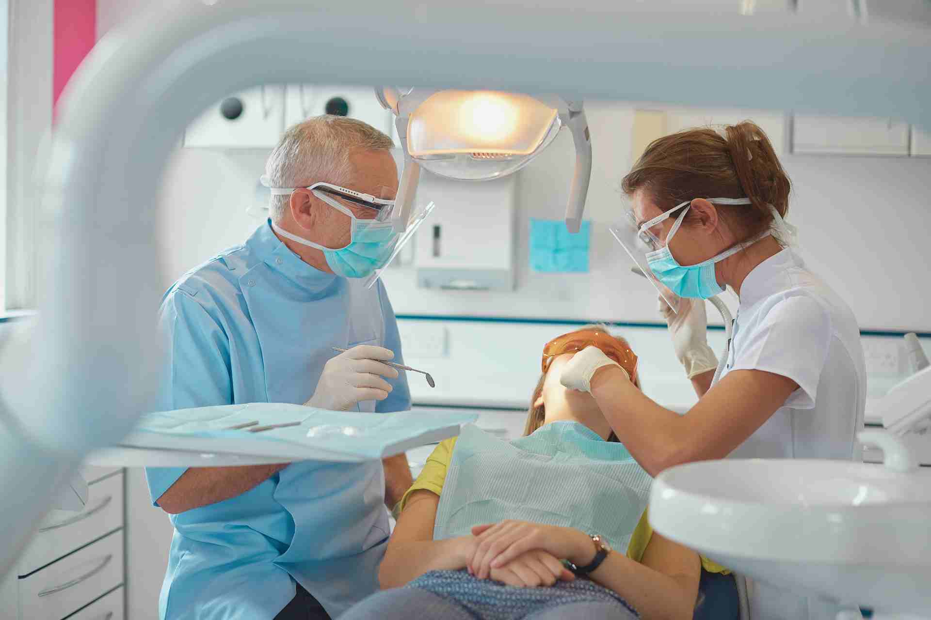 Dentist in Hampton, TN